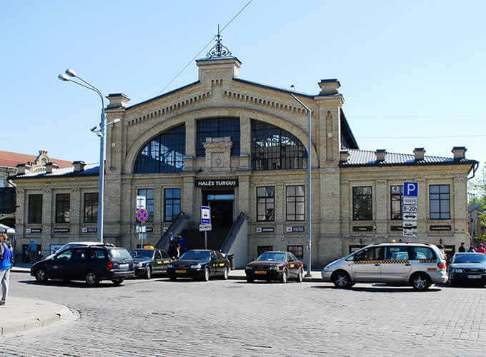 Halle Market