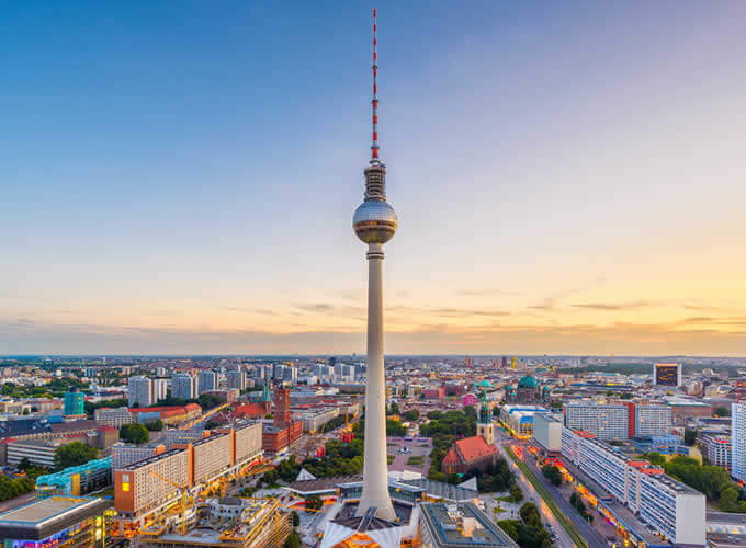 Torre de TV Berliner Fernsehturm em Berlim